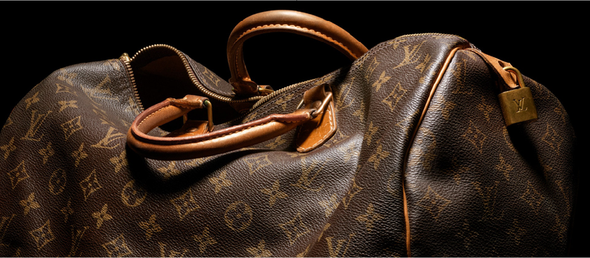 カラーバリエーションのあるブランドバッグ