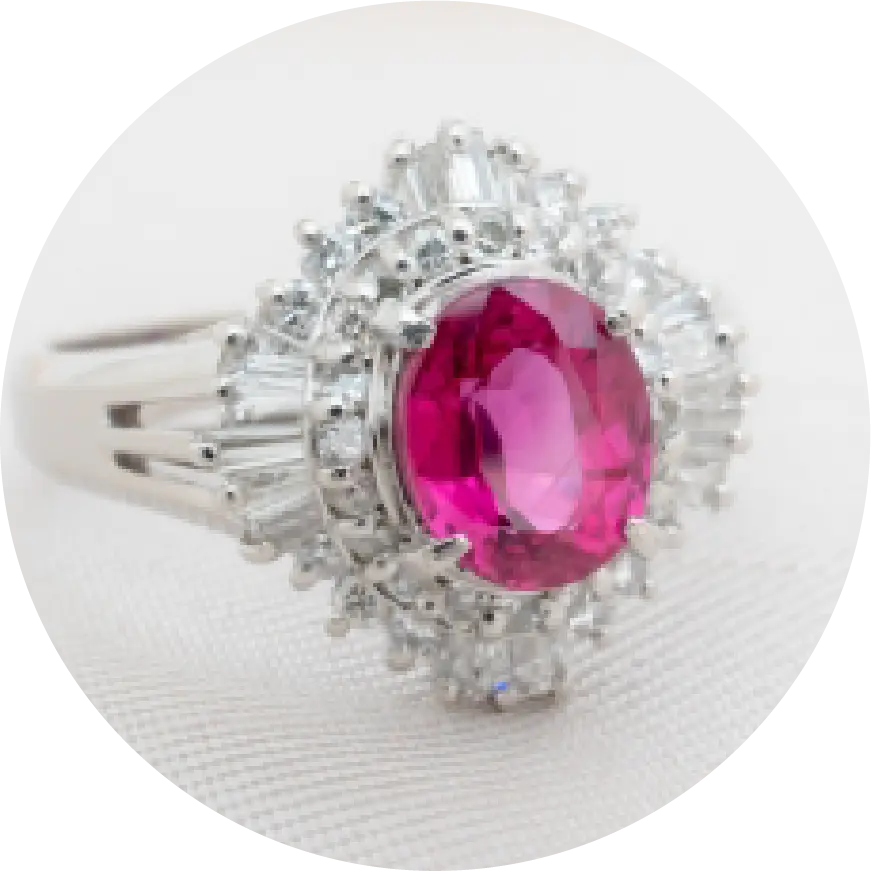 中石付きのジュエリー