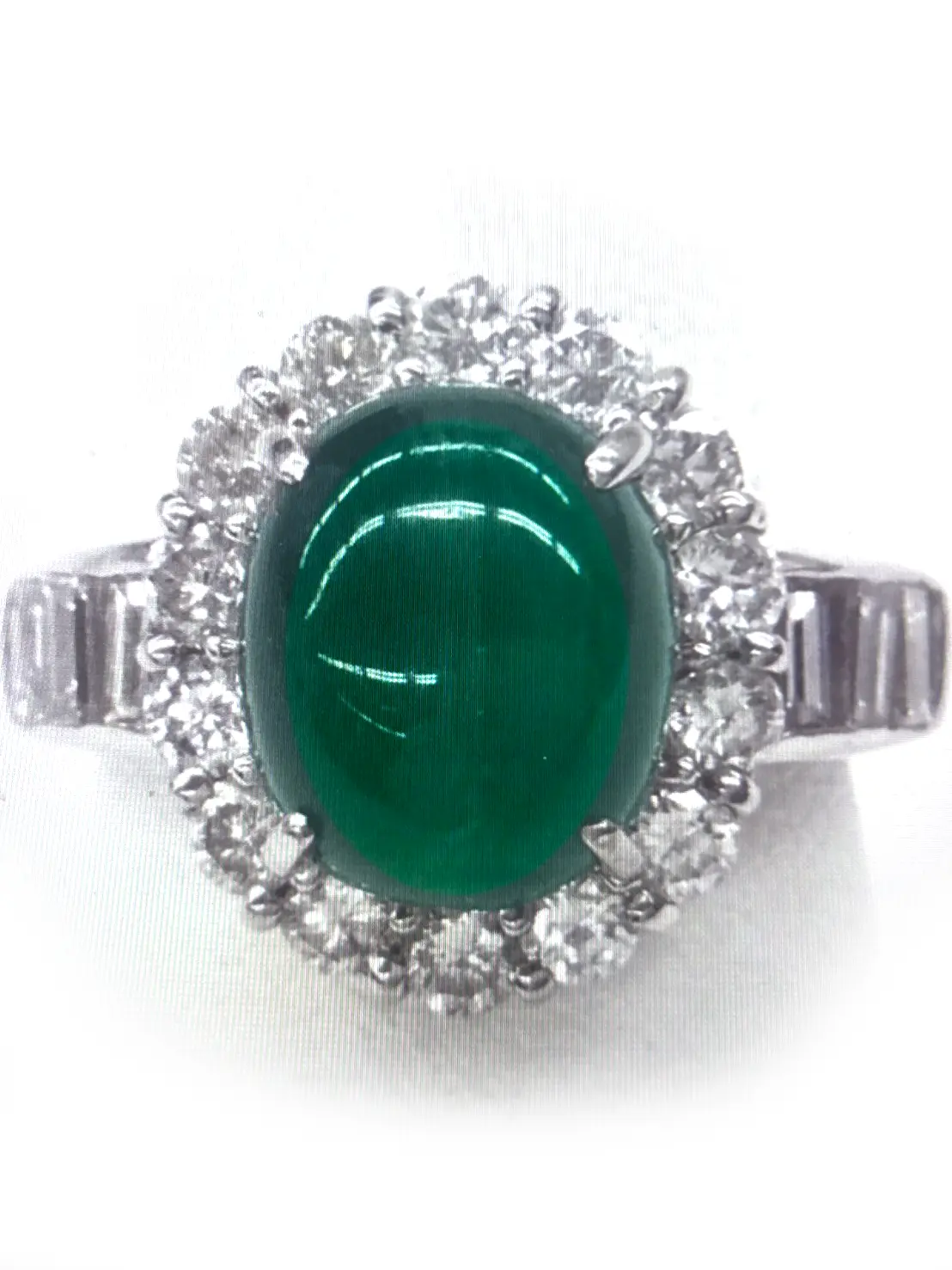 エメラルド キャッツアイリング pt900 8.2グラム