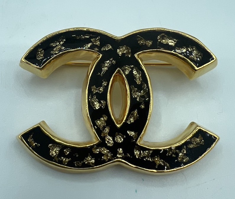 シャネル　ココマークブローチ