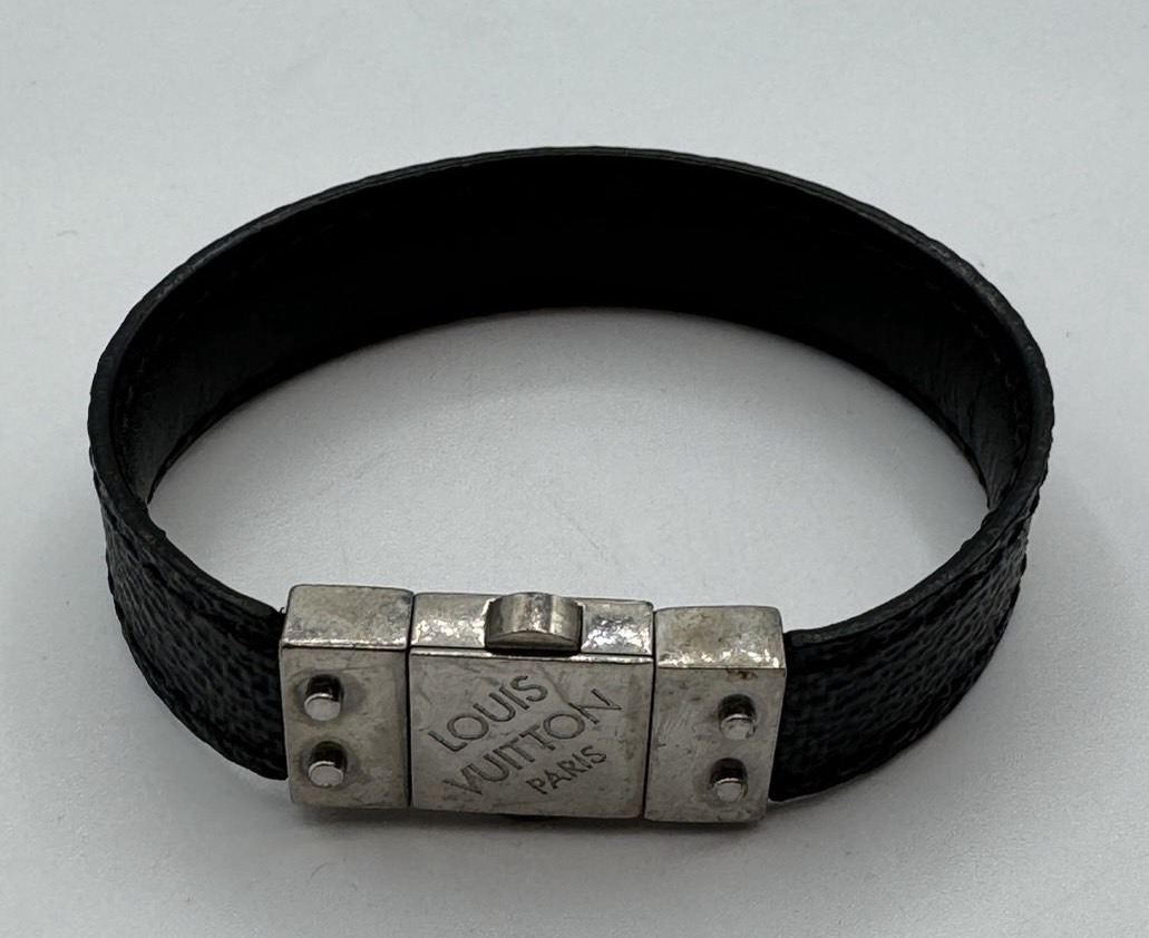 ルイヴィトン　ブラスレ・チェックイットM6606