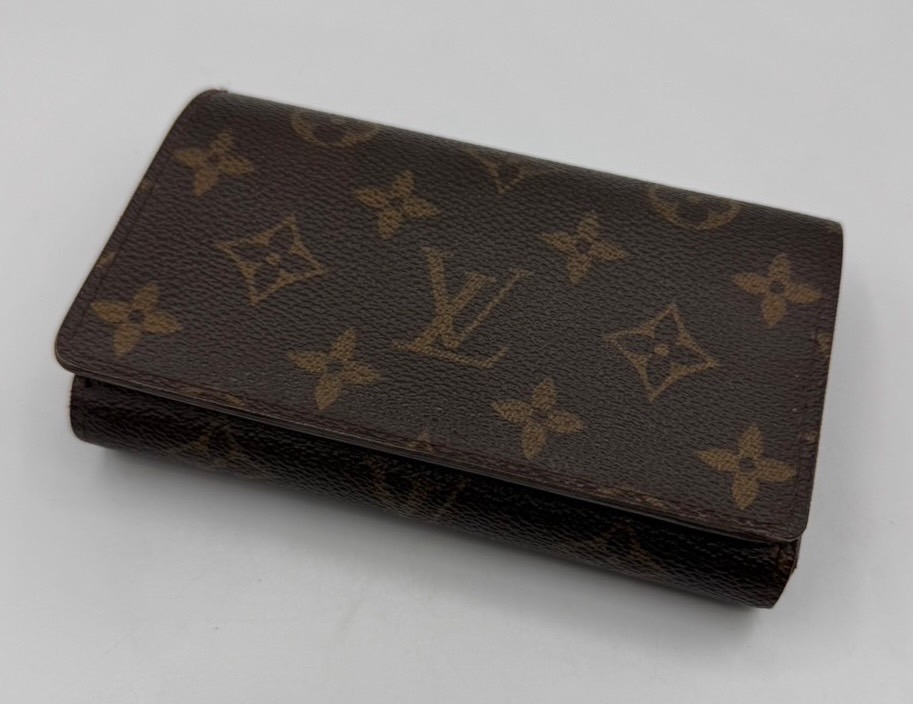 ルイヴィトン　トレゾール　財布　M61736